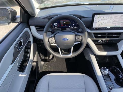 New 2026 Ford Explorer Platinum w/ LUX Leather Package AWD/4WD image 11