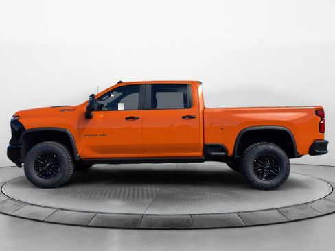 New 2026 Chevrolet Silverado 2500 ZR2 AWD/4WD image 2