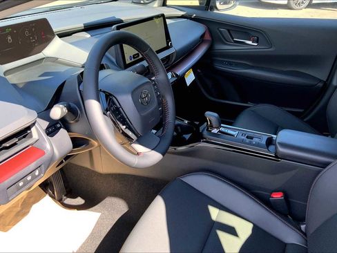 New 2026 Toyota Prius Plug-In Hybrid image 8