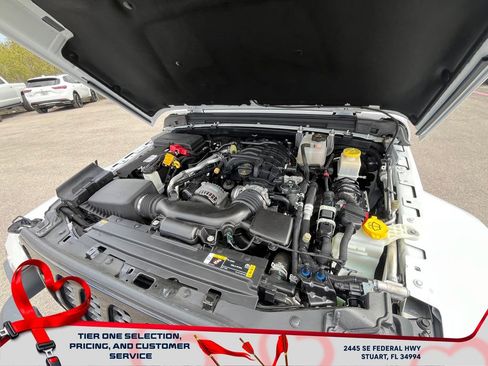 Used 2023 Jeep Gladiator Willys image 22