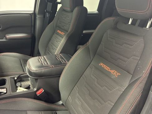 Used 2024 Nissan Frontier PRO-4X w/ Technology Package image 9