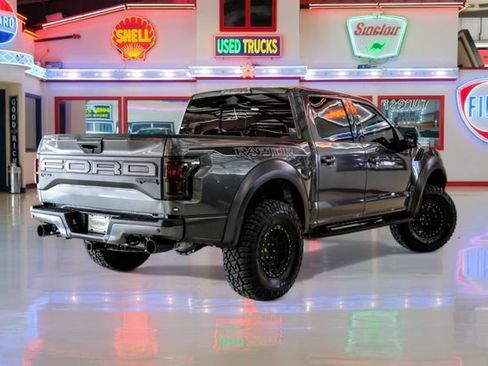 Used 2020 Ford F150 Raptor w/ Equipment Group 802A Luxury AWD/4WD image 3