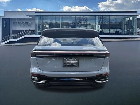 New 2026 Lincoln Nautilus Premier w/ Equipment Group 102A AWD/4WD image 7