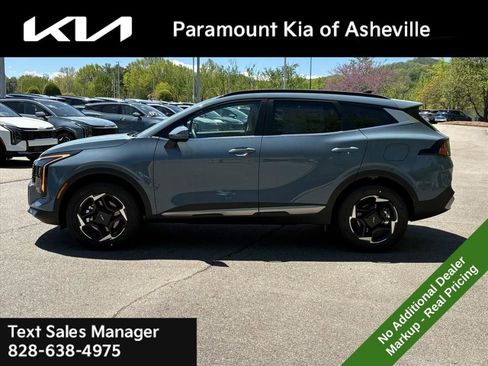 New 2026 Kia Sportage EX AWD/4WD image 3