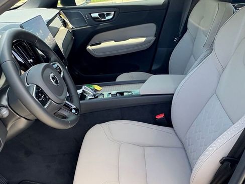 New 2026 Volvo XC60 B5 Plus w/ Protection Package Premier AWD/4WD image 19