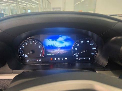 Used 2020 Ford Explorer XLT AWD/4WD image 13