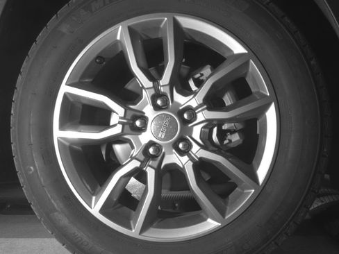 Used 2024 GMC Terrain SLT image 11