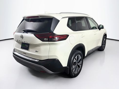 Used 2023 Nissan Rogue SV w/ SV Premium B Package FWD image 9