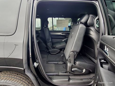 New 2026 Jeep Grand Wagoneer Limited image 56