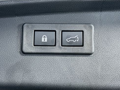 Used 2025 Subaru Outback Onyx Edition AWD/4WD image 28