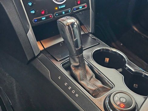 Used 2019 Ford Explorer Sport image 30