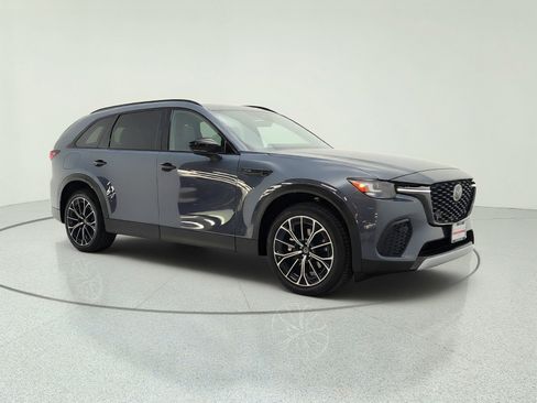 Used 2025 MAZDA CX-70 Plug-In Hybrid w/ Premium Plus AWD/4WD image 3