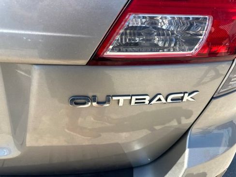 Used 2014 Subaru Outback 2.5i Limited AWD/4WD image 30