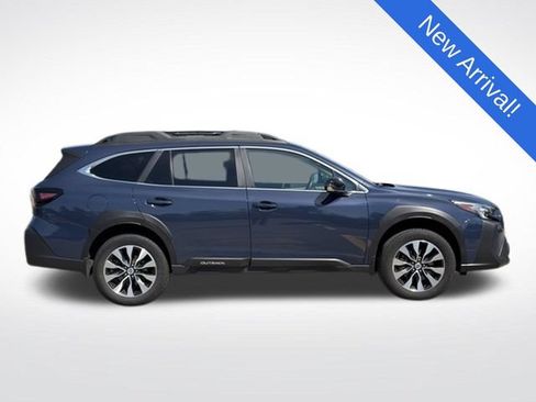 Used 2024 Subaru Outback Limited AWD/4WD image 8