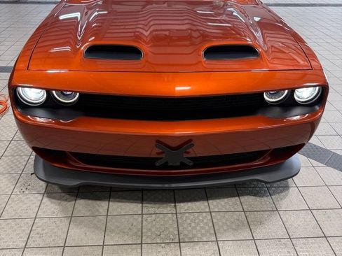 Used 2022 Dodge Challenger SRT Hellcat w/ Plus Package RWD image 2