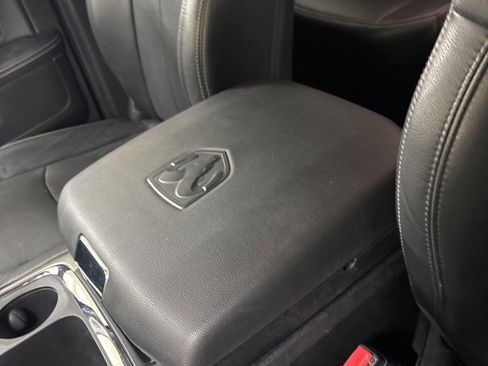 Used 2018 RAM 2500 Laramie w/ Convenience Group image 17