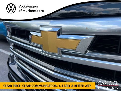 Used 2025 Chevrolet Silverado 1500 High Country w/ Z71 Off-Road Package AWD/4WD image 12