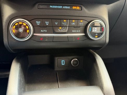 Used 2020 Ford Escape SE AWD/4WD image 20