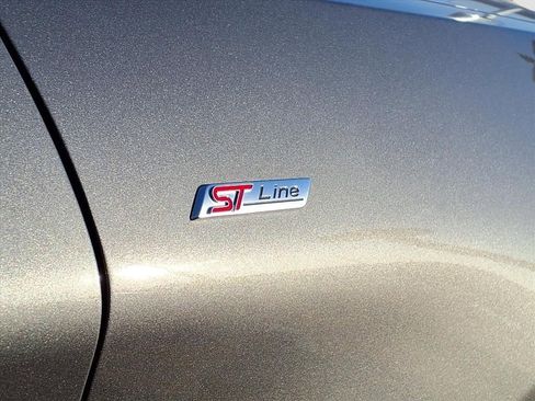 Used 2023 Ford Explorer ST-Line image 7