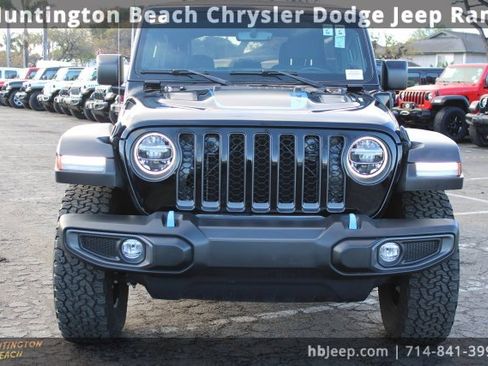 Used 2022 Jeep Wrangler Unlimited Rubicon 4xe w/ Cold Weather Group image 2