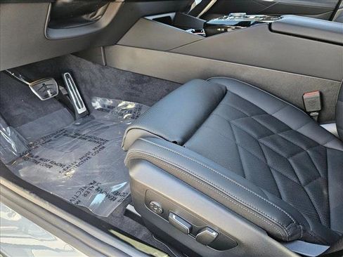 New 2026 BMW 530i w/ M Sport Package RWD image 4