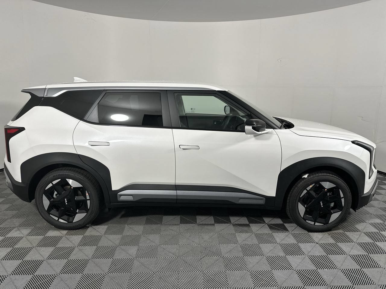 New 2027 Kia Seltos S FWD image 18