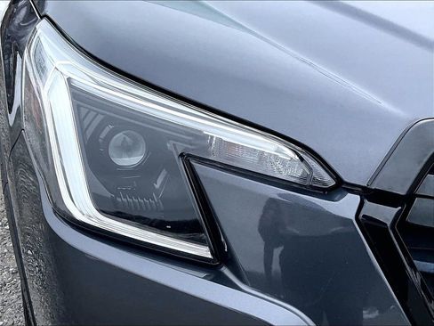 Used 2022 Subaru Forester Premium image 23