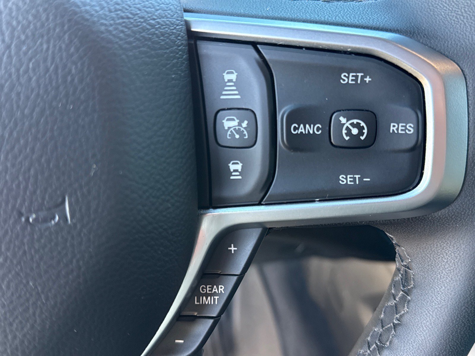 Used 2025 RAM 1500 Big Horn AWD/4WD image 18