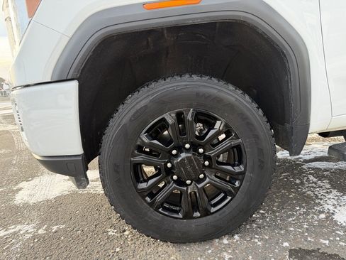 Used 2022 GMC Sierra 2500 Denali w/ Denali Ultimate Package image 23