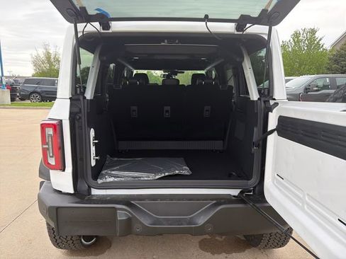 New 2026 Ford Bronco Outer Banks AWD/4WD image 6