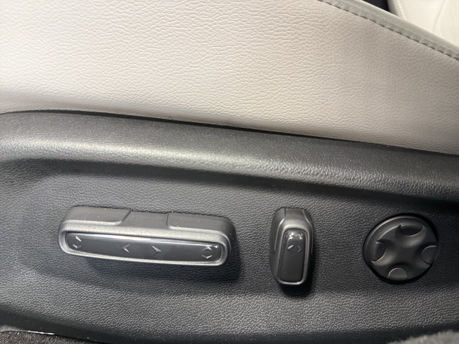 Used 2018 Honda Accord Touring image 20
