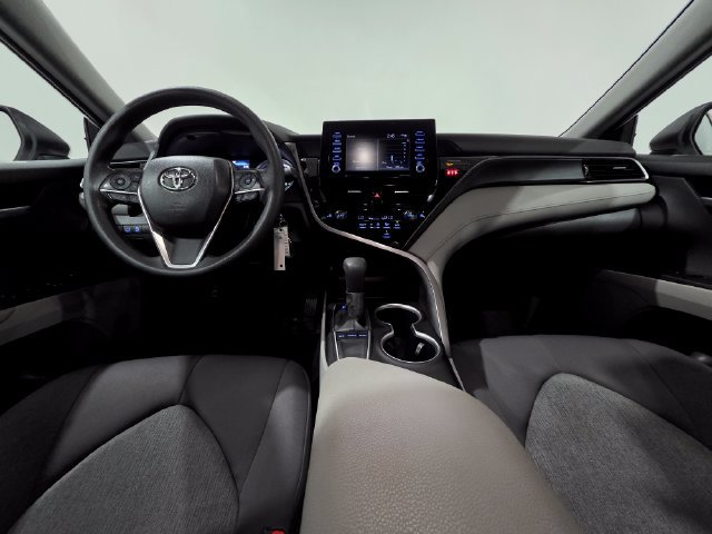 Used 2024 Toyota Camry LE FWD image 14