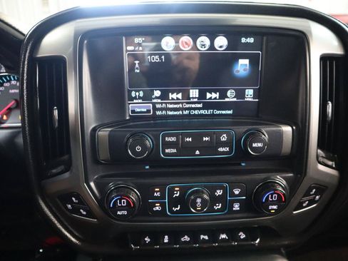 Used 2017 Chevrolet Silverado 1500 LTZ Z71 w/ LTZ Plus Package AWD/4WD image 11