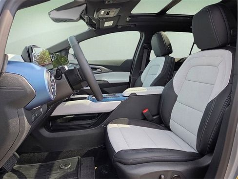 New 2025 Chevrolet Equinox EV LT w/ Active Safety Package 3 image 16