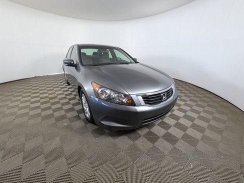 Used 2010 Honda Accord LX-P image 27
