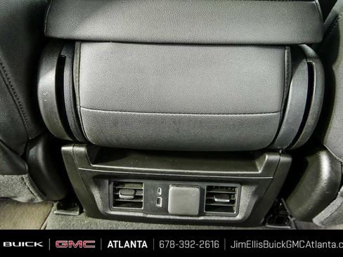 Certified 2025 GMC Sierra 1500 SLT AWD/4WD image 18
