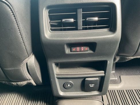 Used 2024 Ford Edge ST w/ Equipment Group 401A AWD/4WD image 36