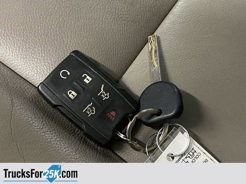 Used 2017 Chevrolet Tahoe LT AWD/4WD image 32