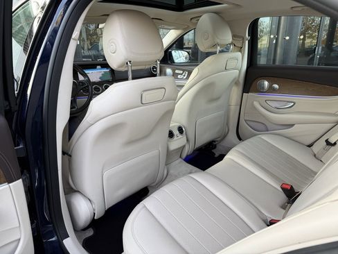 Used 2018 Mercedes-Benz E 300 image 23