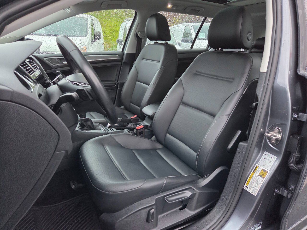 Used 2018 Volkswagen Golf Alltrack SE AWD/4WD image 15