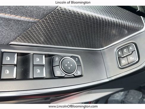 Used 2023 Ford F150 Raptor w/ Raptor Carbon Fibre Package image 28