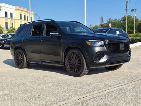 Used 2026 Mercedes-Benz Maybach GLS 600 4MATIC image 3