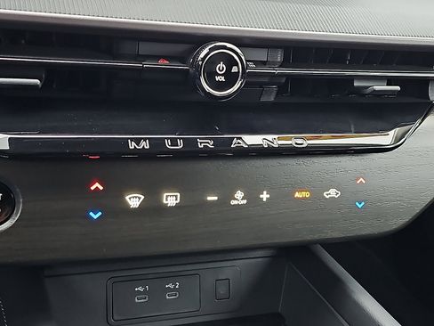 Certified 2025 Nissan Murano SV image 16