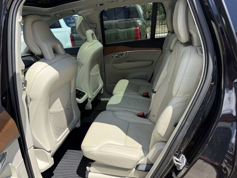 Used 2018 Volvo XC90 T6 Inscription w/ Convenience Package AWD/4WD image 13
