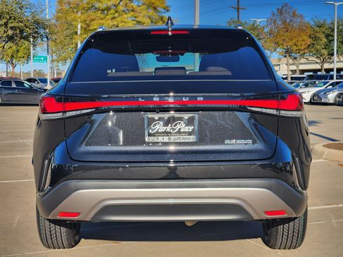 Used 2025 Lexus RX 350 Premium image 12