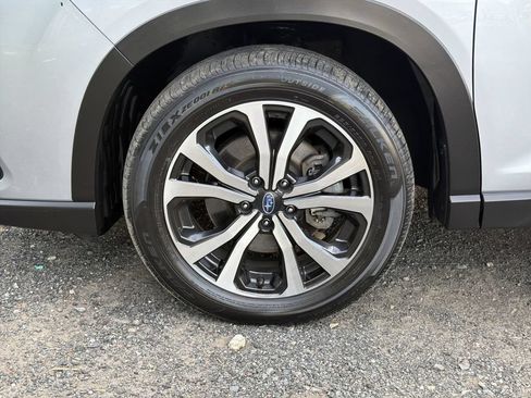 Certified 2023 Subaru Forester Limited AWD/4WD image 10