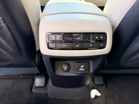 Certified 2024 Hyundai Palisade Calligraphy AWD/4WD image 40