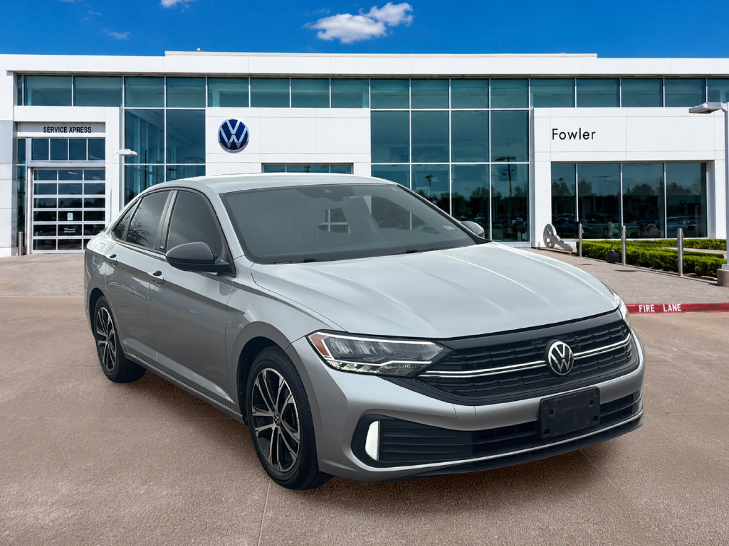 Used 2023 Volkswagen Jetta Sport FWD image 4
