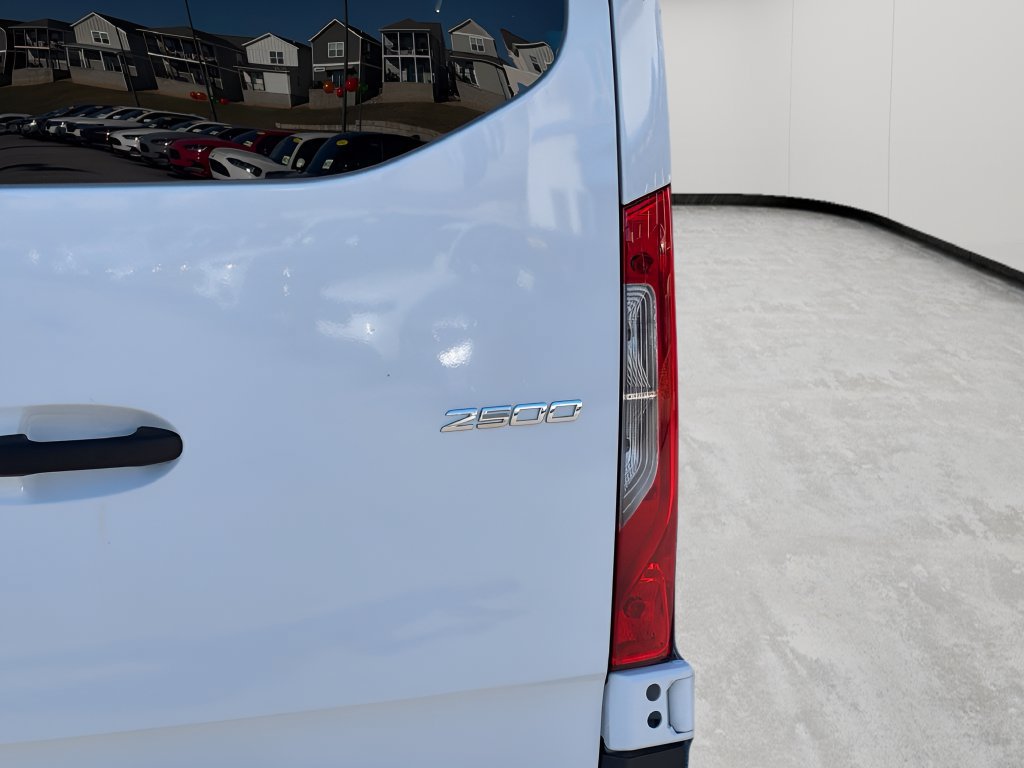 Used 2024 Mercedes-Benz Sprinter 2500 image 6