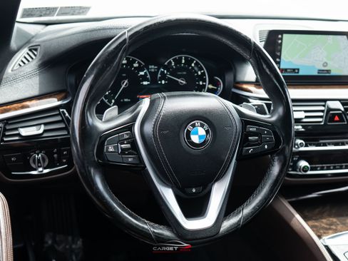 Used 2017 BMW 540i xDrive AWD/4WD image 24